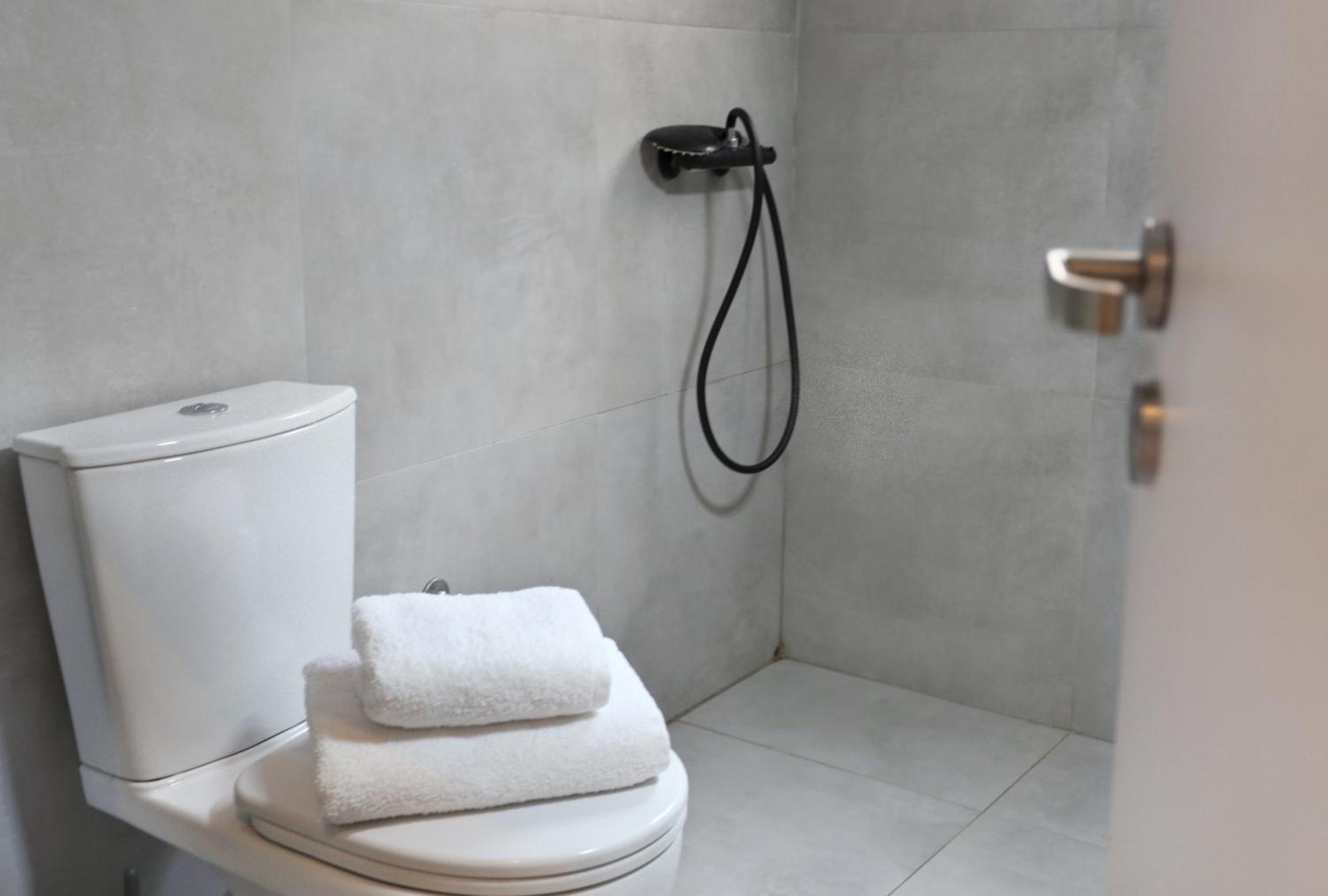 Filoξenia In Athens Apartment Bagian luar foto